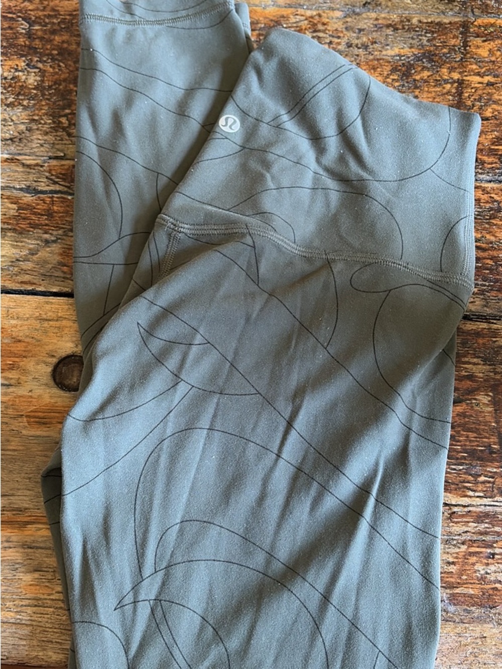 lululemon athletica Olive Green Leggings with Subtle Wave Print